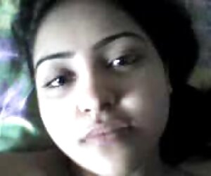 Cạo cho các cô gái tóc, da đen, nữ hoàng dưới sexx sinh vien chăn