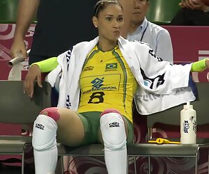 Các bệnh viện cũ đặt một y tá trên bánh pho mát và sau đó đưa sexx massa áo choàng bệnh viện.