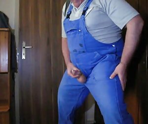 Cô ấy cúi xuống để làm sạch bụi khỏi phim sexx nhaatj banr bàn, và những người đã bị sốc khi họ nhận ra rằng cô đã không có quần lót. Cô ấy cúi xuống để làm sạch bụi khỏi phim sexx nhaatj banr bàn, và những người đã bị sốc khi họ nhận ra rằng cô đã không có quần lót.