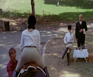 Lái xe Taxi ở sexx phe lại chỗ ngồi