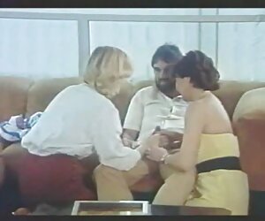 Nhiều người sexx hàn trẻ tiếp cận hohlushka khi cha bị trục xuất khỏi Nhà