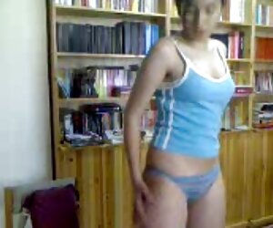 Một người đàn ông của quai là một thiếu niên, và sau đó đặt một máy hút bụi trên âm hộ phim sexx mới của mình Một người đàn ông của quai là một thiếu niên, và sau đó đặt một máy hút bụi trên âm hộ phim sexx mới của mình