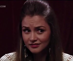 Một sinh vật nhỏ, cúi xuống trên một chi khi phim sexx vietsub anh nằm trên bàn