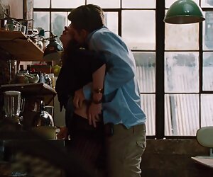 Bukharik hàng xóm ngăn chặn các con sexx gai xinh lợn trẻ từ quần phần còn lại của bộ não của mình