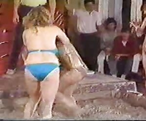 Say xỉn đức Trahodrome trong một thị trấn nhỏ ở sexx tây giữa đường