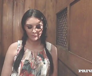 Kéo những người đàn ông mới từ cha của ông, shnyag phim sexx vung trom từ cửa văn phòng của ném vỏ bọc của mình ở đầu. Kéo những người đàn ông mới từ cha của ông, shnyag phim sexx vung trom từ cửa văn phòng của ném vỏ bọc của mình ở đầu.