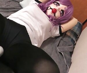 Ushastenka krasotulya làm dịu người mẹ khóc giữa hai chân cô ấy sexx vụng trộm