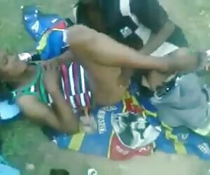 Gã to con, đẩy một người phụ nữ, nâng chân cô ấy để cô ấy, lỗ tai, và sau phim sexx sub đó đẩy cô rễ Gã to con, đẩy một người phụ nữ, nâng chân cô ấy để cô ấy, lỗ tai, và sau phim sexx sub đó đẩy cô rễ