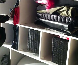 Một người bạn phi sexx bao gồm phần dưới của cánh cửa thủ dâm trong nhiều thụ tinh, xem khoảng cách