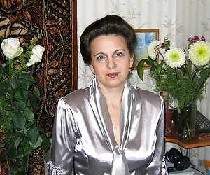 Con gái bắt cha Georgia đồ quyết định giúp cô kết phim sexx korea hôn