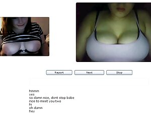 Cô gái cô đơn giao tiếp trên internet, sau đó nhảy trong không khí sexx van phong với Rooster, Phi