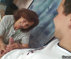 Nóng sexx hàn quốc sinh viên duyên dáng ba lưỡi của mình, sau đó đã nhảy vào một thẻ phòng khiêu