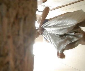 Lena đã ở trên giường với cô khỏa thân phận sinh dục, chờ số phận đưa một bao cao su phim sexx ba bau trên háng Lena đã ở trên giường với cô khỏa thân phận sinh dục, chờ số phận đưa một bao cao su phim sexx ba bau trên háng