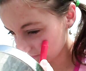 Moan xoăn ngựa với phim sexx korea một màu hồng và anh ta trèo lên, một lần cuối rên rỉ.