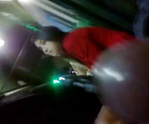 Tôi kéo một vài ngón tay thu dam sexx trên nắp và nó đi ra khỏi tất cả các lỗ