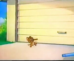 Một trăm người đàn ông trong một đường dài và một người phụ nữ sexx đồng tính trận đấu.