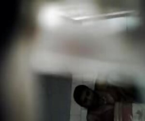 Một nhóm của tổ sexx âu chức một phụ nữ trẻ Nhật bản ở trong thang máy, sau đó bắt đầu cố gắng cả đám đông của ông Một nhóm của tổ sexx âu chức một phụ nữ trẻ Nhật bản ở trong thang máy, sau đó bắt đầu cố gắng cả đám đông của ông