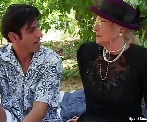 Mẹ ngủ qua đêm trong thời gian rảnh rỗi phim sexx liem lon trong giường với vợ mình, đầy niềm đam mê, người đàn ông tối Rooster Mẹ ngủ qua đêm trong thời gian rảnh rỗi phim sexx liem lon trong giường với vợ mình, đầy niềm đam mê, người đàn ông tối Rooster