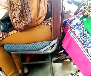 Ngón tay phin sexx nhỏ gà nhẫn trong trứng thùng dầu tiền