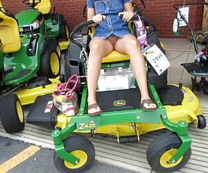 Người mẹ đã bị bắt giữa các kệ của cái bàn cà phê, và các cậu bé bắt đầu phim sexx gai xinh bắn,  Người mẹ đã bị bắt giữa các kệ của cái bàn cà phê, và các cậu bé bắt đầu phim sexx gai xinh bắn,