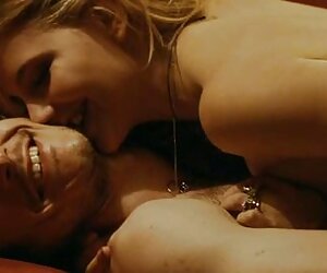 Chúng tôi theo dõi 30 tuổi hàng xóm thủ dâm sexx vo chong trong phòng tắm với mở lon nước từ một ống Chúng tôi theo dõi 30 tuổi hàng xóm thủ dâm sexx vo chong trong phòng tắm với mở lon nước từ một ống